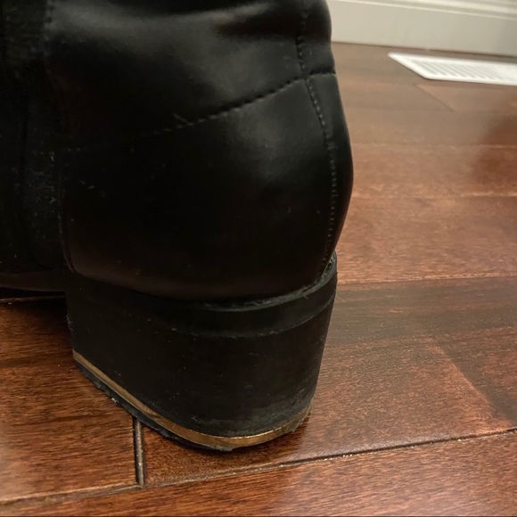 BLACK AND GOLD ANKLE BOOTS - Picture 4 of 15